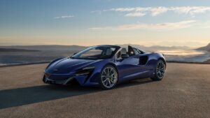  Nulla id tellus eget leo sagittis pellentesque et rutrum lectus